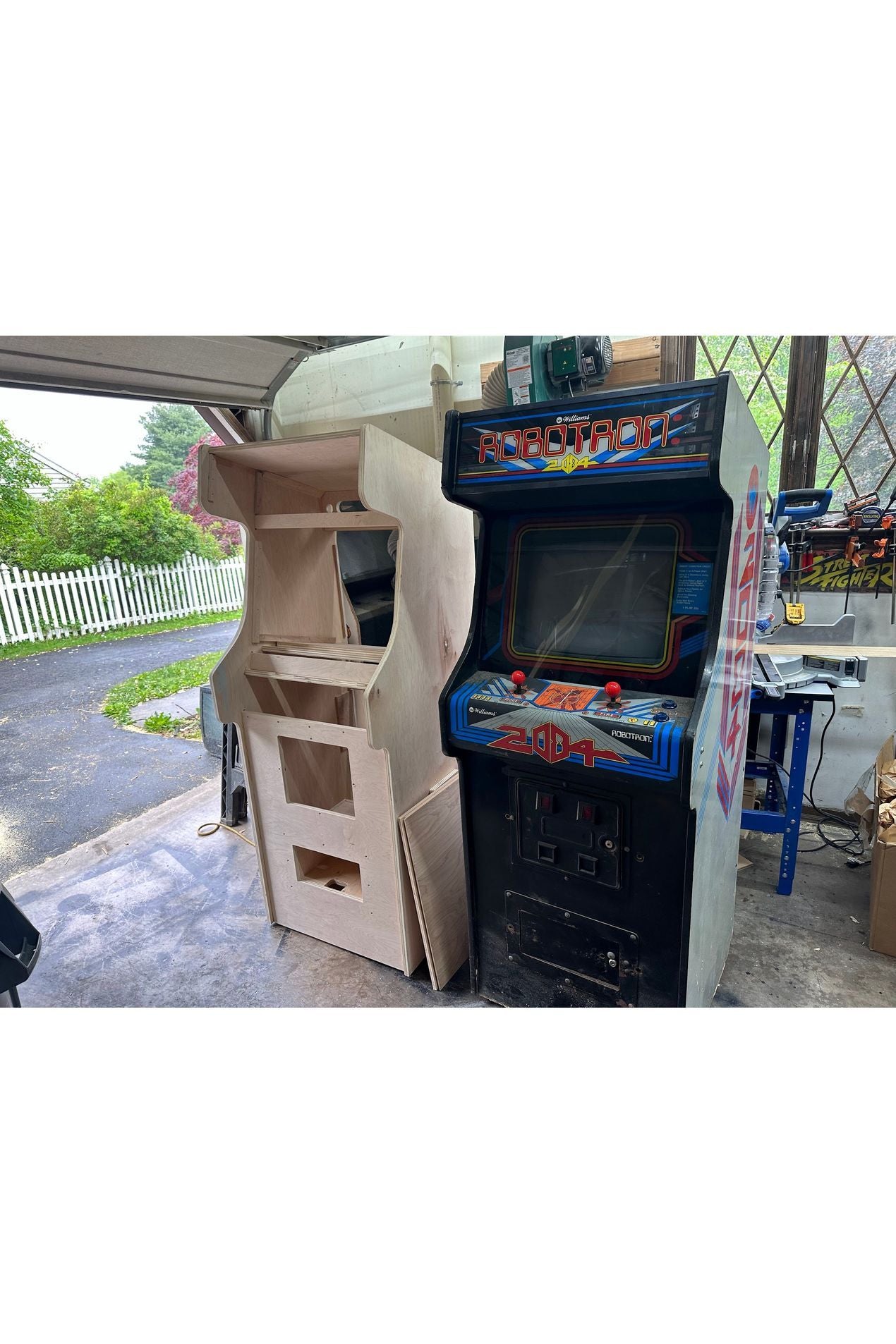 Williams Robotron Cabinet