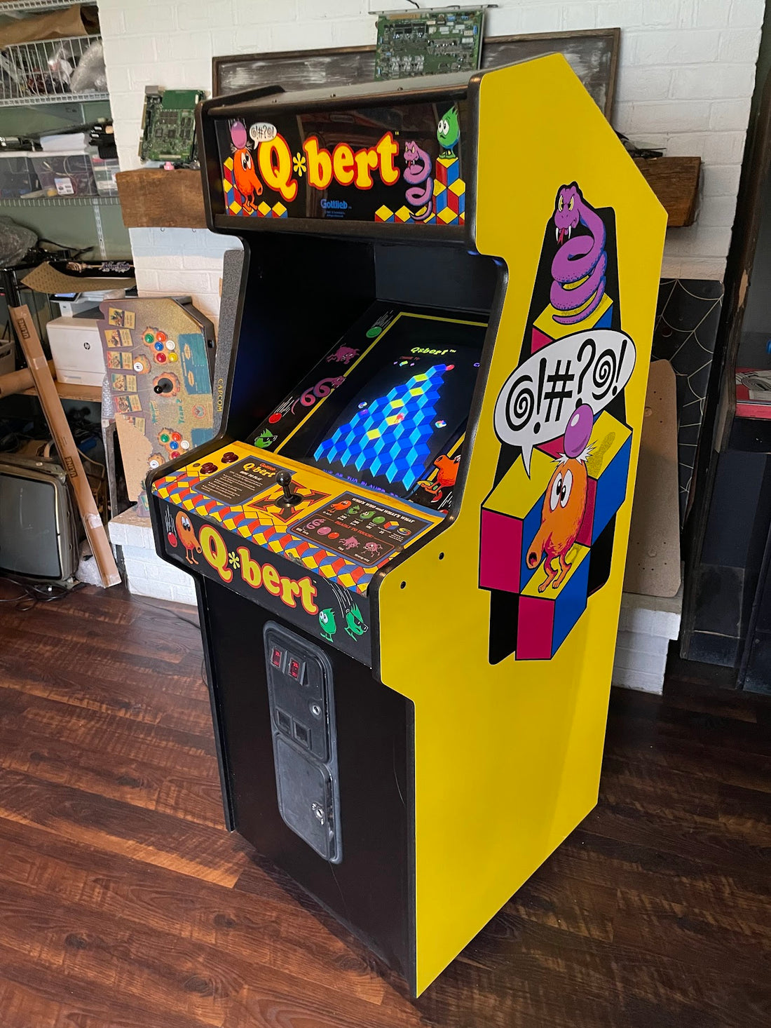 QBert Arcade Reproduction Cabinet – LAB Arcades