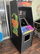 Dragons Lair Reproduction Cabinet