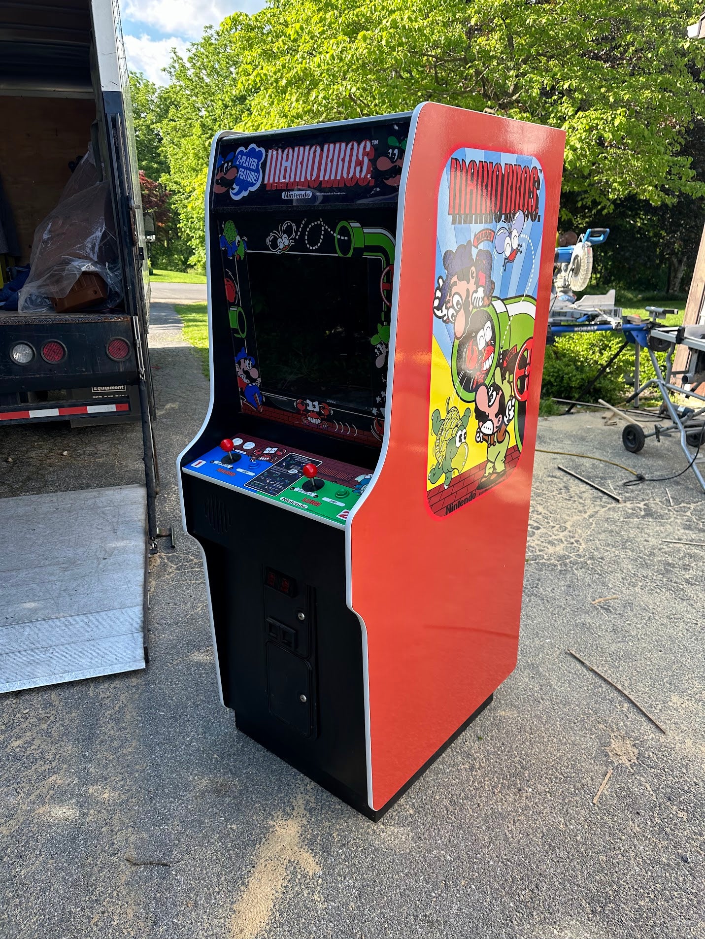 Nintendo Reproduction Cabinet